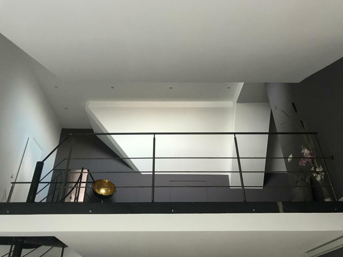 דירות בריסל Luxury Loft Duplex Penthouse Of 190M2 & Free Parking ! מראה חיצוני תמונה